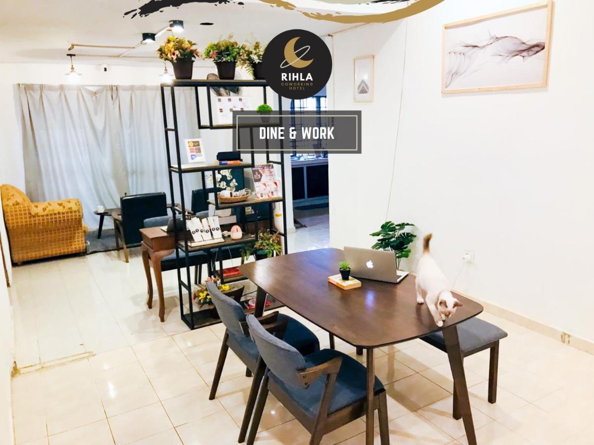 Rihla Dataran Tengah Hostel Gua Musang Ngoại thất bức ảnh