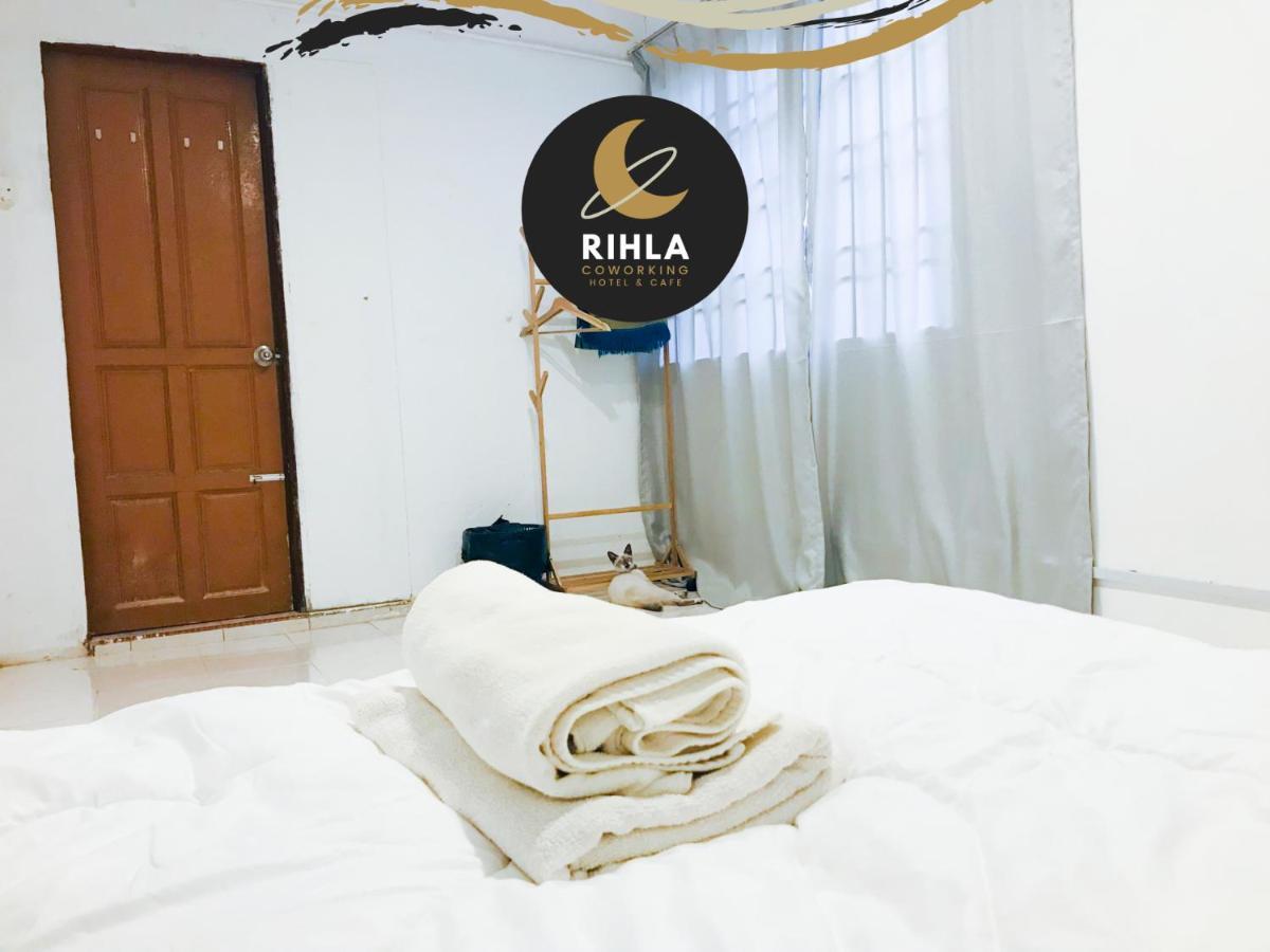 Rihla Dataran Tengah Hostel Gua Musang Ngoại thất bức ảnh