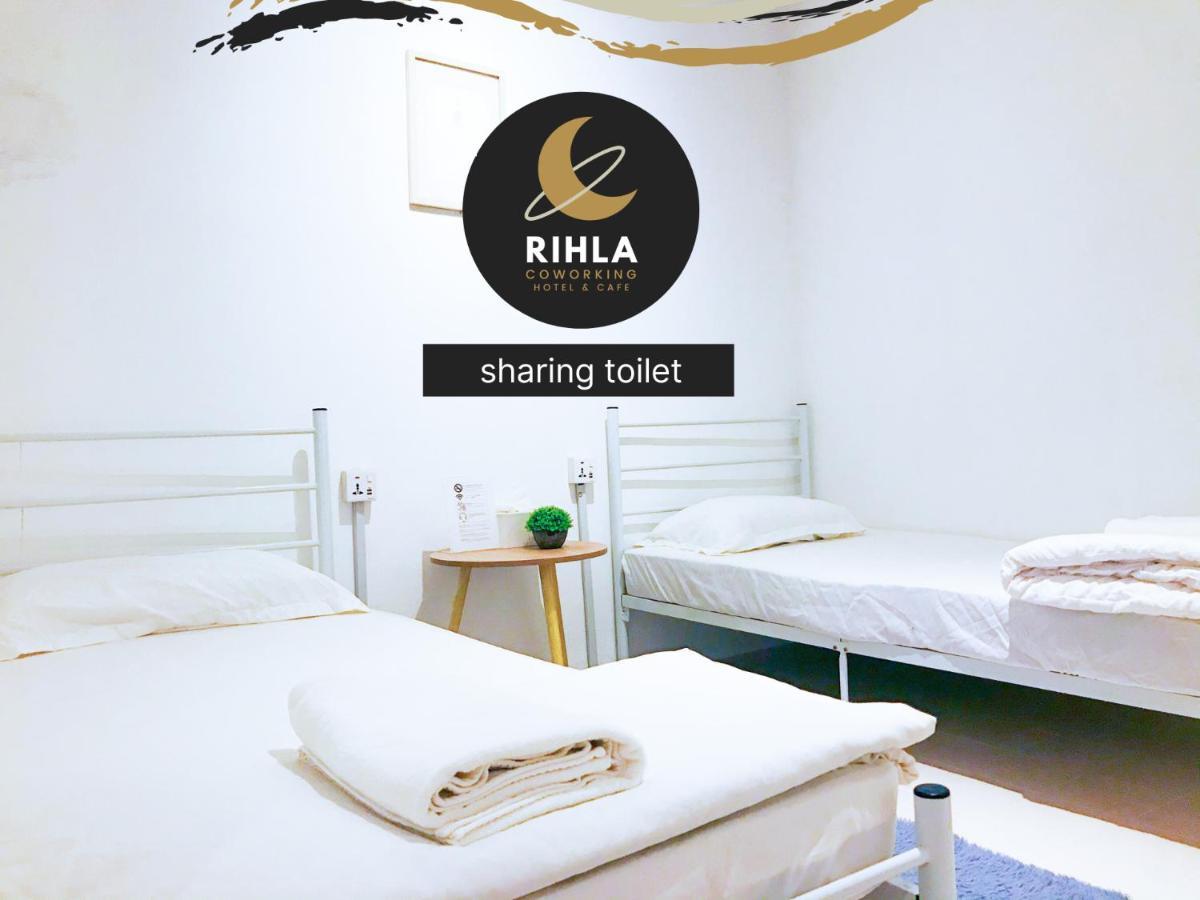 Rihla Dataran Tengah Hostel Gua Musang Ngoại thất bức ảnh